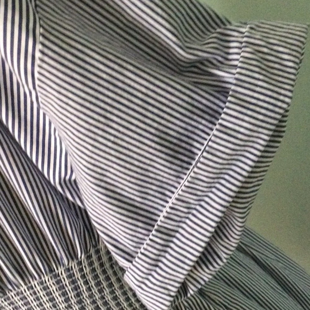 Vineyard Vines Blue and White Striped Dress - Picture 6 of 13